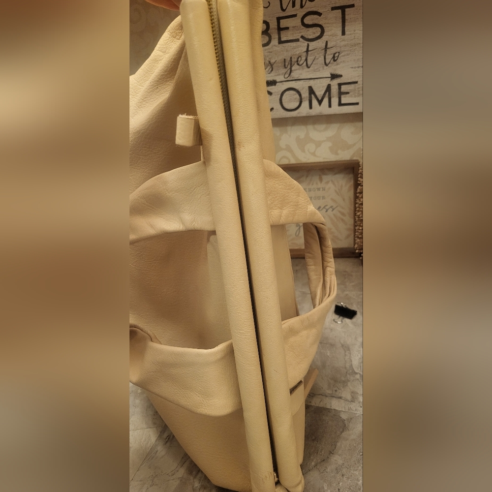 Alberta Di Canio Women's Cream Shoulder Bag - Picture 14 of 16